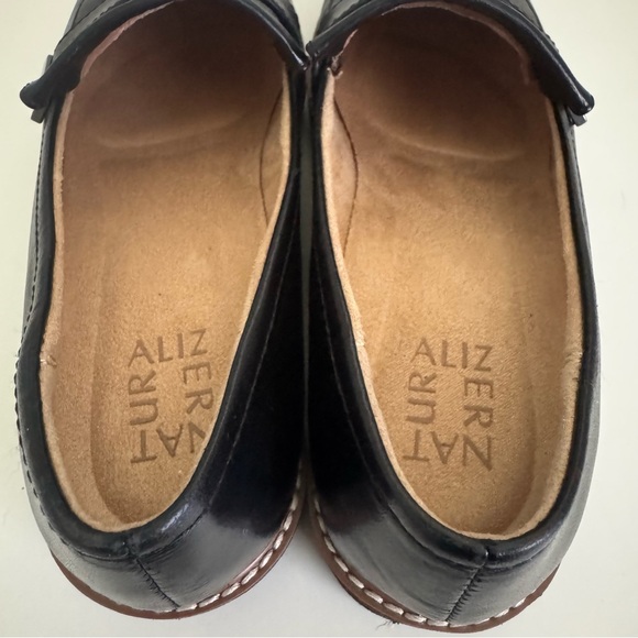 Naturalizer Black Leather Women’s Slip-On Loafers - Picture 5 of 7